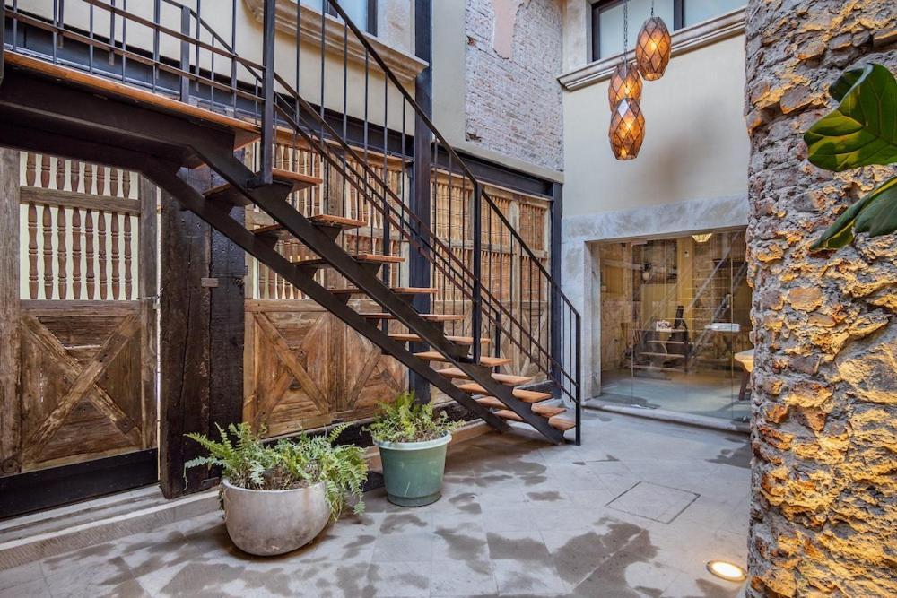 Best Location - New, Upscale, Modern Comfort サン・ミゲル・デ・アジェンデ エクステリア 写真